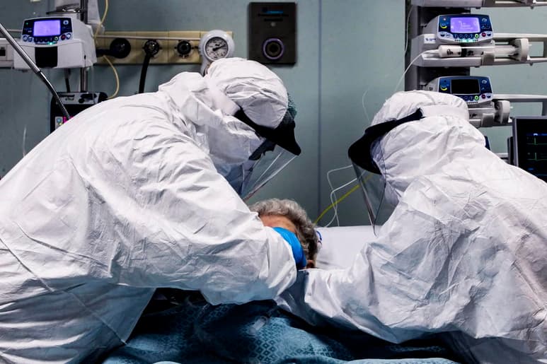 Son ya 287,297 casos desde que se detectó el primer positivo local el 21 de febrero y 35,610 fallecidos. (ARCHIVO)
