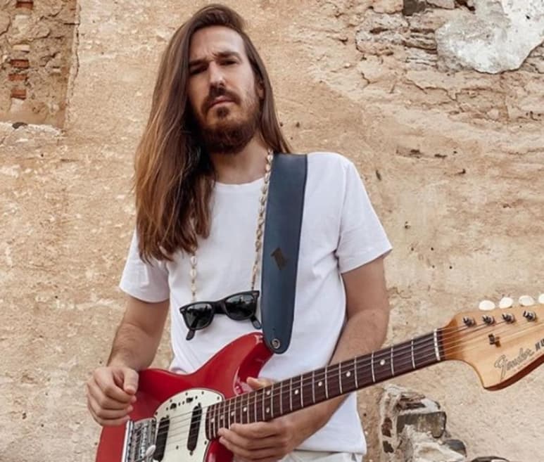 El show dio inicio a las 20:30 horas con canciones como 'Chocolate y nata', 'Me desamaste', 'Isla morenita', 'Ahorita', entre otras. (Instagram) 