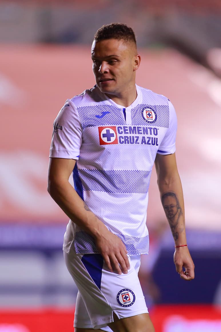 Jonathan 'Cabecita' Rodríguez marcó el tanto con el que Cruz Azul derrotó 2-1 a los Xolos de Tijuana. (ARCHIVO)