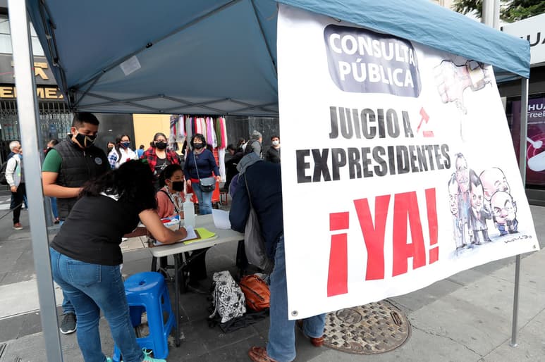 Con el reloj encima, pues el plazo legal vence el último minuto de mañana, el tema se ha convertido en una decisión de Estado.