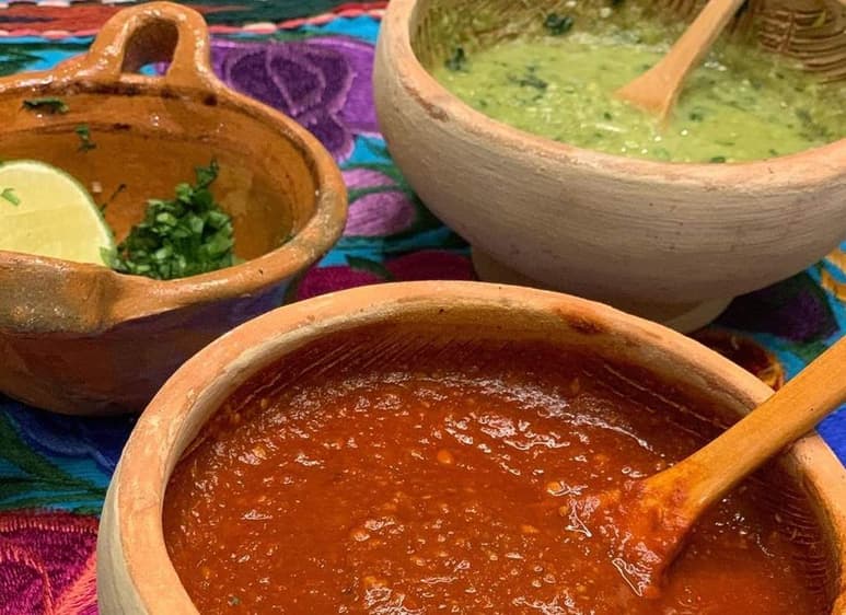 La salsa es un acompañante que no puede faltar en la mesa de las familias mexicanas, adaptándola a nuevos sabores y estrategias para innovar las recetas. (ESPECIAL)