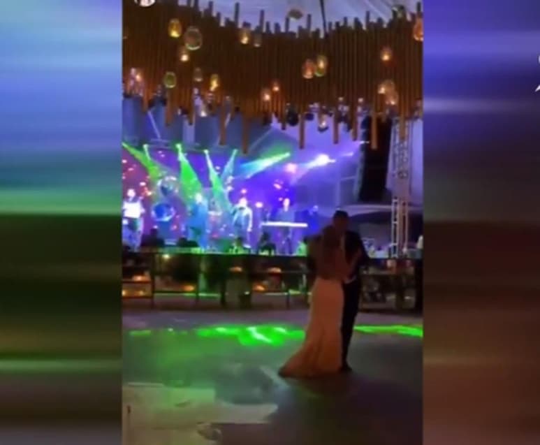 En la celebración además trascendió que se tuvo la presencia del músico Julio Preciado, quien estuvo acompañado de otro número aún no determinado de integrantes de su banda y equipo de producción. (ESPECIAL)
