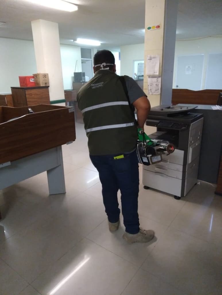 Con las lluvias se intensifican las acciones contra el dengue y a la fecha solo se han registrado dos casos sospechosos. (EL SIGLO DE TORREÓN)