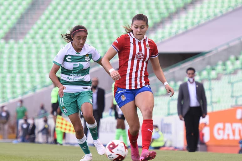 Con el empate ante las Chivas, las Guerreras cumplirán un año sin ganar en la cancha del Estadio Corona. (JESÚS GALINDO)