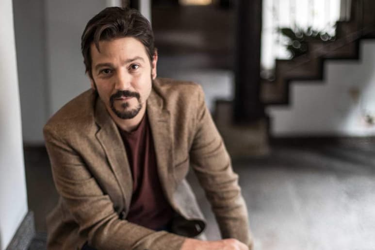 El gigante audiovisual Netflix anunció el lunes que el actor mexicano Diego Luna prepara Todo va a estar bien, una serie creada, dirigida y producida por él mismo. (ARCHIVO)