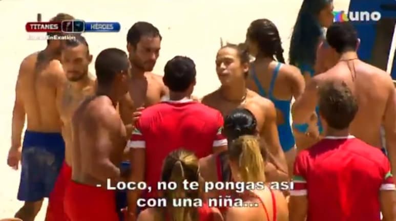 Las acciones comenzaron luego de que los equipos se enfrentaron en una competencia en la que tenían que superar a su rival por velocidad para después lanzar objetos y meter tótems en una red. (ESPECIAL)