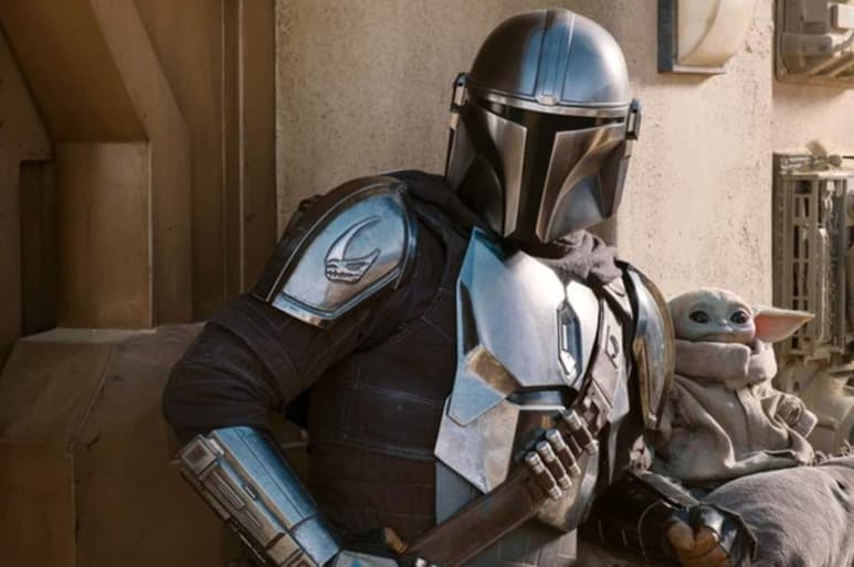The Mandalorian, la primera serie de Star Wars no animada, presentó este martes el tráiler de su esperada segunda temporada, que se estrenará el 30 de octubre en Disney+ y en la que parece que 'Baby Yoda' seguirá robando los corazones de toda la galaxia. (ESPECIAL)