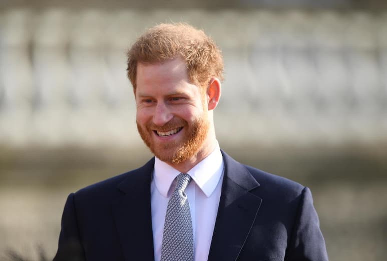 En lo que respecta a los planes de Harry para celebrar, no se sabe mucho, pero se piensa que pasará el día con su esposa y su bebé en su recientemente adquirida mansión de 14 millones de dólares, ubicada en Santa Bárbara. (Especial)