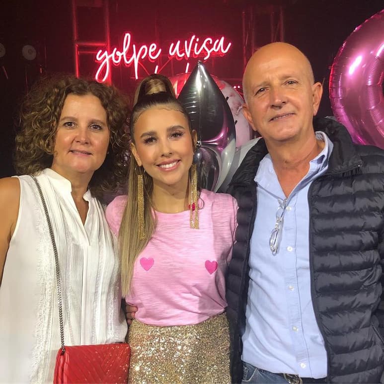 Paulina Goto dio a conocer el fallecimiento de su padre, Eduardo Gómez. (ESPECIAL)