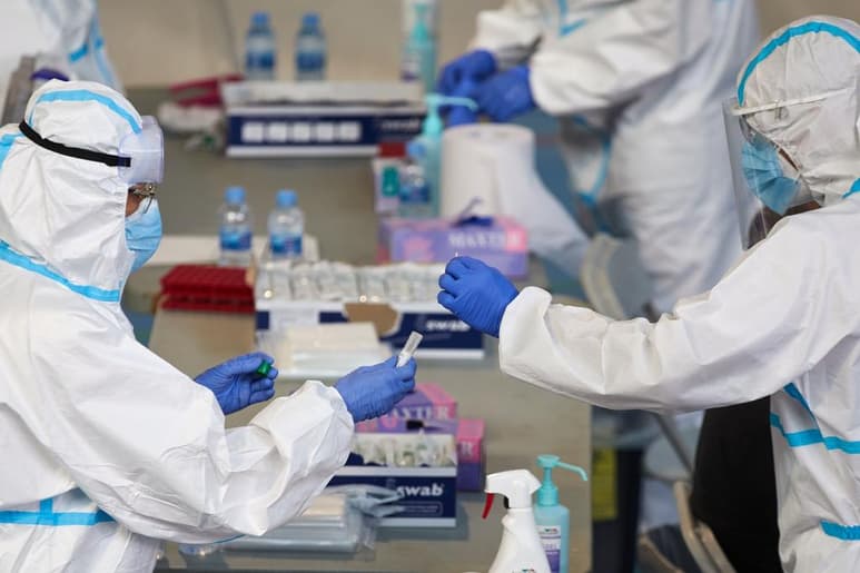 Desde el inicio de la pandemia, Europa ha registrado 4,893,614 casos de coronavirus y 226,524 muertes. (ARCHIVO)