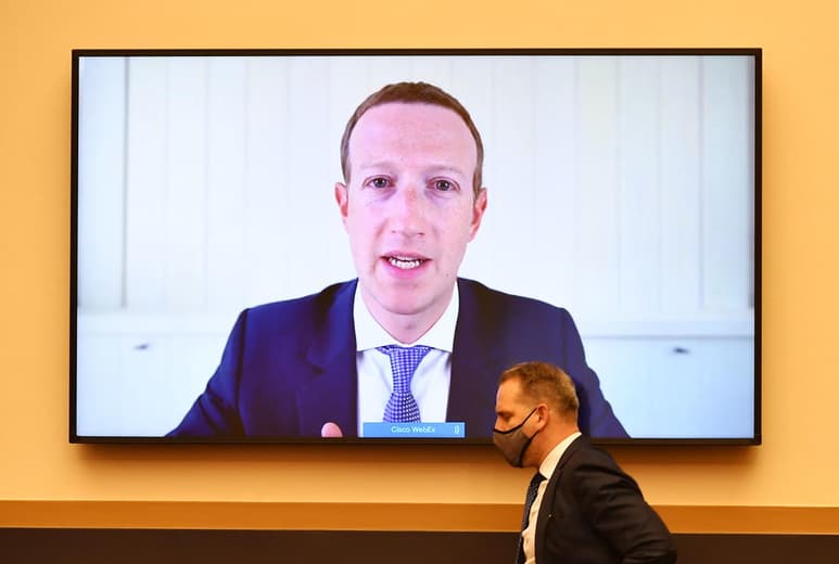 El Gobierno de EUA mantiene abiertas negociaciones con Facebook para aplicarle una sanción multimillonaria que podría llegar a la cifra récord de 5,000 millones de dólares por supuestamente violar las normativas antimonopolio. (ARCHIVO)