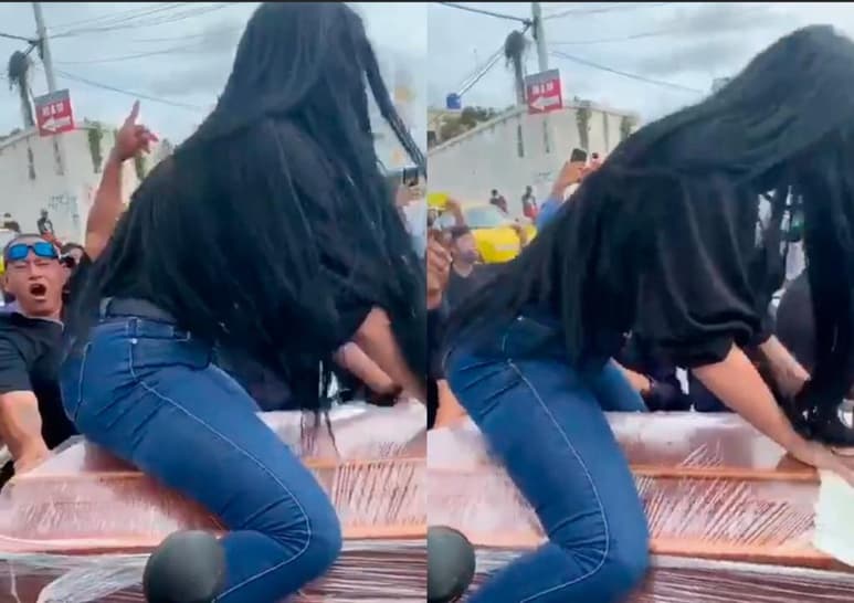 Rodeada de personas que gritaban y aplaudían, la viuda realiza bailes sensuales sobre él y besa en diferentes ocasiones el cristal de la caja. (Especial)