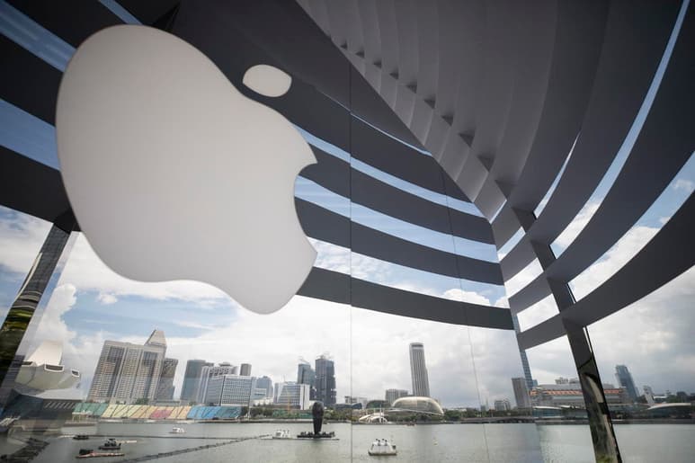 El gigante estadounidense Apple abrirá su primera tienda en línea en la India el próximo 23 de septiembre, en la que los clientes podrán adquirir productos y recibir orientación. (ARCHIVO)