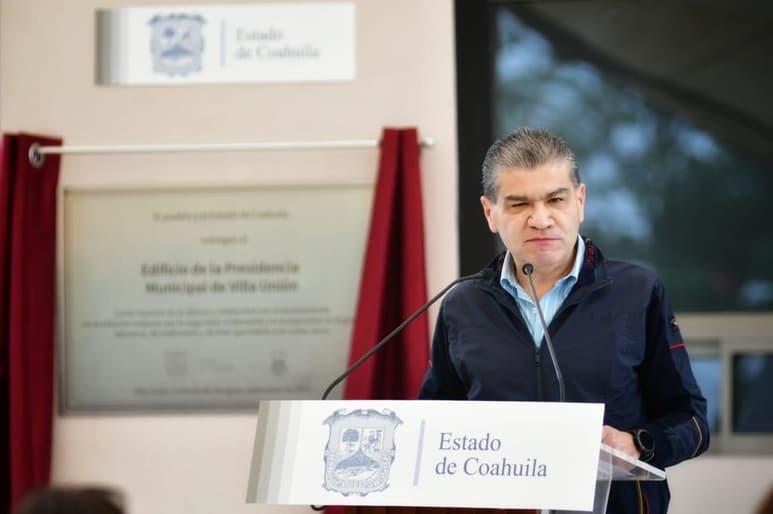 El mandatario estatal explica que en el caso de Coahuila, la Federación adeuda alrededor de 1 mil 200 millones de pesos del Fondo Minero, correspondiente a  2019 y 2020.