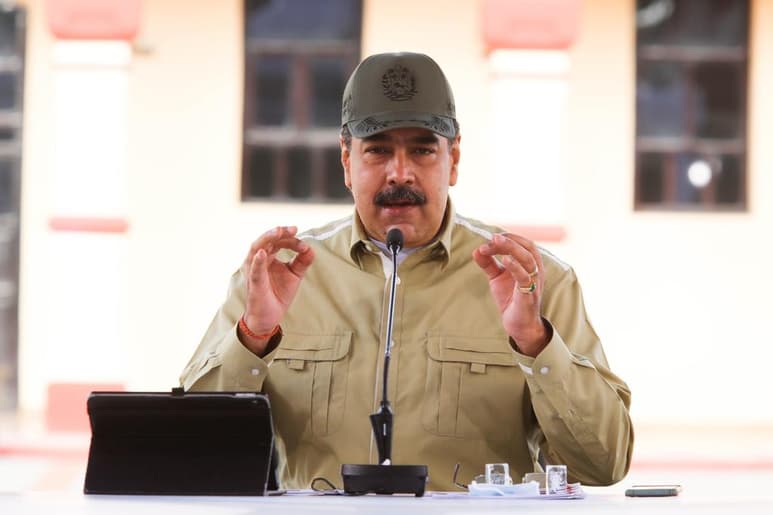El Gobierno de EUA anunció este lunes sanciones contra el Ministerio iraní de Defensa, contra 27 entidades e individuos relacionados con el programa nuclear iraní y contra el presidente de Venezuela, Nicolás Maduro, por considerar que violó el embargo de armas que pesa sobre la República Islámica. (ARCHIVO)