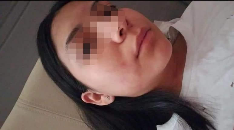 Fue por medio de las redes sociales que Lesly denunció a su pareja sentimental, de 17 años de edad, colgando en Facebook las conversaciones agresivas, amenazantes y lascivas, así como evidencias de los golpes de los que era víctima a manos de éste.
(ESPECIAL)