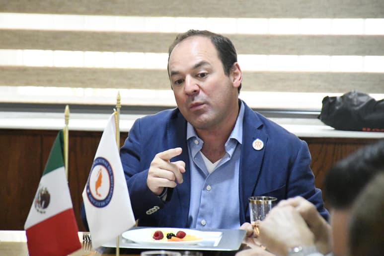 Se refirió al Mes del Testamento, que está por concluir, y explicó que se debe homologar y uniformar las disposiciones en materia sucesoria, para hacer más accesible este trámite a la ciudadanía. (FERNANDO COMPEÁN)
