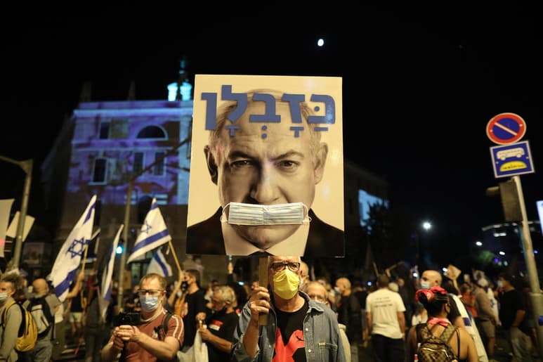 La propuesta gubernamental solo permite manifestarse en grupos de 20 personas. (ARCHIVO)