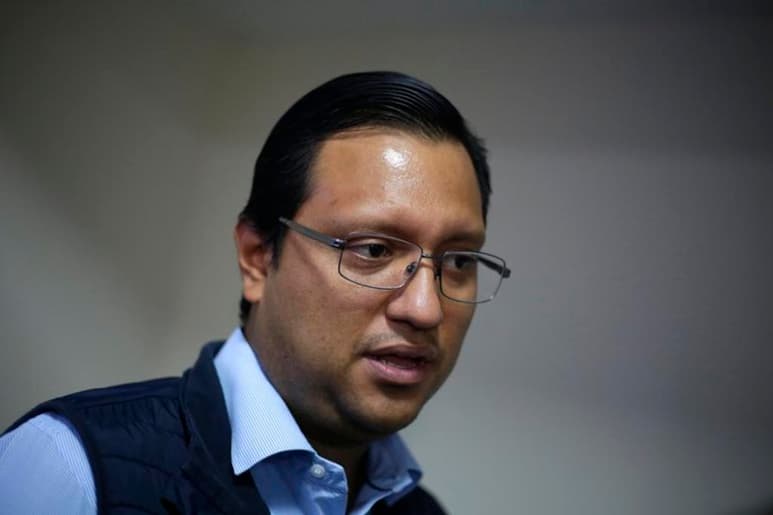 El jesuita Instituto de Derechos Humanos de la Universidad Centroamericana de El Salvador pedirá el lunes a la Fiscalía General de la República que investigue la supuesta desaparición de archivos militares relacionados con violaciones a derechos humanos perpetrados por el Ejército durante la guerra civil. (ARCHIVO)