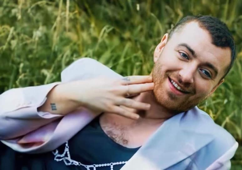 Luego de finalizar su relación con el actor Brandon Flynn de la popular serie de Netflix 13 Reasons Why, Sam Smith fue visto muy cariñoso con un misterioso hombre. (INSTAGRAM)