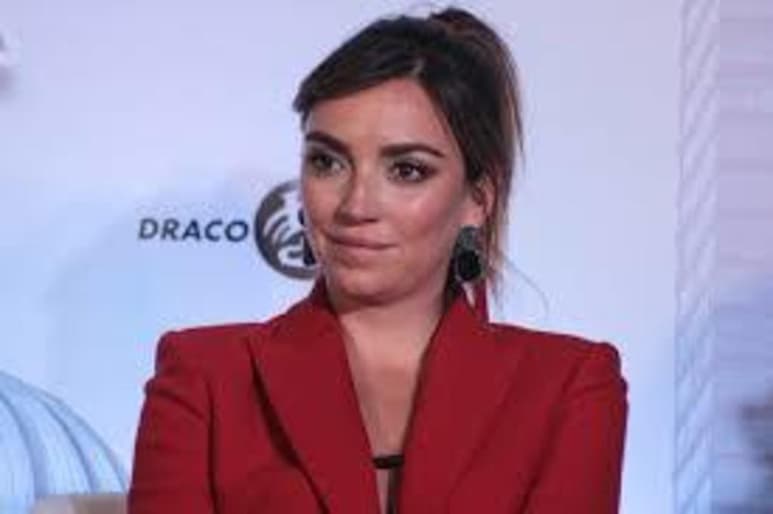 En enero del 2020 se estrenó la cinta 'Cindy la regia', protagonizada por la actriz Cassandra Sánchez Navarro, donde Regina Blandón interpreta a la prima del personaje principal, una chica de la Ciudad de México, que es pareja de otra joven DJ. (Especial)