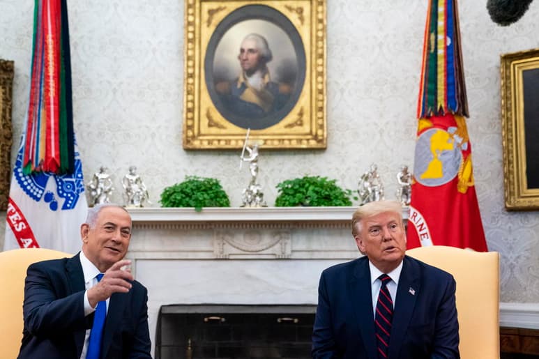 El presidente israelí, Benjamin Netanyahu, alabó este martes en la Asamblea General de la ONU el plan del presidente de EUA, Donald Trump, para Oriente Medio que ha favorecido el establecimiento de relaciones diplomáticas oficiales entre Israel y Baréin y Emiratos Árabes Unidos, e instó a actuar contra Irán. (ARCHIVO) 