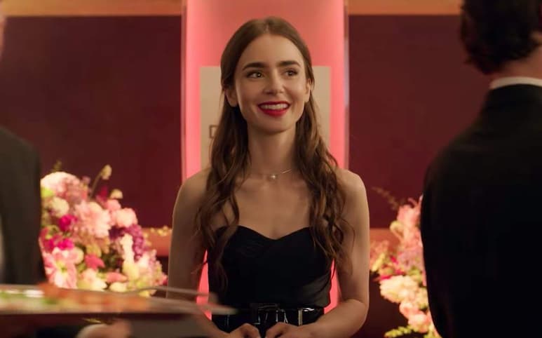 El romanticismo de París, la magia de sus calles, el sabor de sus restaurantes, la belleza de su moda. Todo eso luce como un personaje más en Emily in Paris, pero su protagonista Lily Collins aseguró a Efe que esta comedia de Netflix ofrece también una mirada a los desafíos de la madurez. (ESPECIAL)
