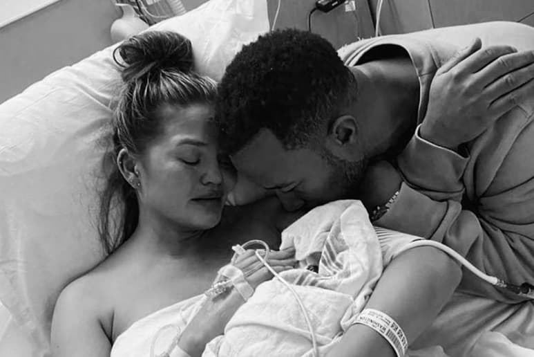Chrissy Teigen y John Legend atraviesan un “dolor profundo” tras sufrir un aborto espontáneo, que la modelo anunció en redes sociales la noche del miércoles. (INSTAGRAM)
