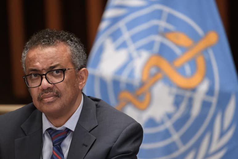 Tedros Adhanom Ghebreyesus, director general de la Organización Mundial de la Salud (OMS), institución repetidamente atacada por Donald Trump, transmitió hoy al presidente de Estados Unidos y a su esposa su deseo de que se recuperen pronto del coronavirus que ambos han contraído. (ARCHIVO)