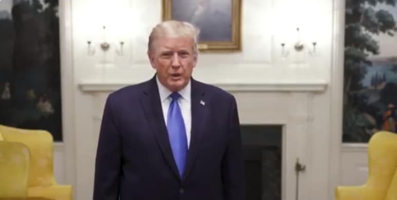 Donald Trump, afirmó en un vídeo, que publicó minutos después de partir para ser ingresado en un hospital militar, que está bien, pero que quiere asegurarse de que 'las cosas funcionan'. (ESPECIAL)