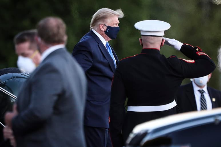 El presidente de Estados Unidos, Donald Trump, ha presentado fiebre, tos y congestión nasal, además del 'cansancio' mencionada por la Casa Blanca, todo ello descrito como problemas causados por el COVID-19, enfermedad causada por coronavirus SARS-CoV-2. (EFE)