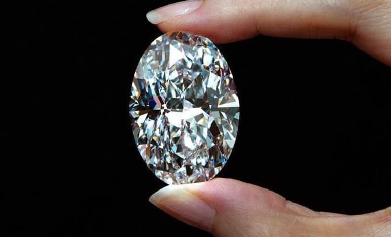 Llamado el 'Victor 10239', el diamante fue extraído de la mina Victor Mine, en Ontario, Canadá (CAPTURA) 