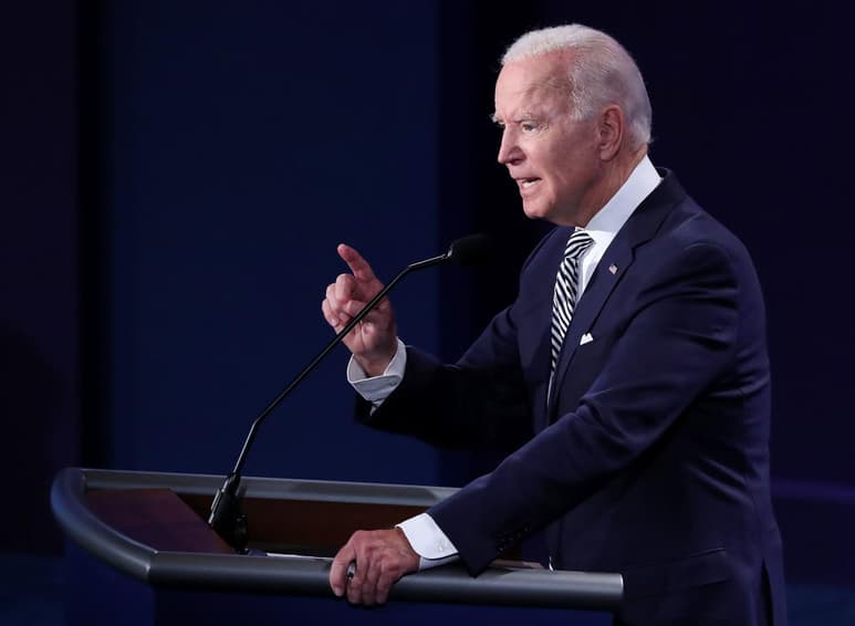 El candidato demócrata a la Presidencia de EUA, Joe Biden, se mantiene como claro favorito en el condado de Miami-Dade, el más poblado de la disputada Florida, y avanza entre los votantes hispanos. (ARCHIVO) 