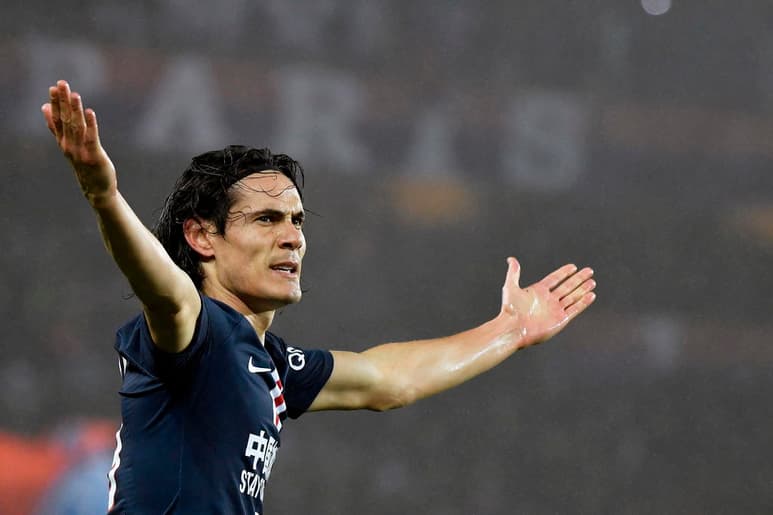 Edinson Cavani, que militaba en el PSG desde 2013, previo paso por el Nápoles y el Palermo en Italia, y el Danubio en Uruguay, ha marcado en su carrera 341 goles a nivel de clubes. (ARCHIVO)