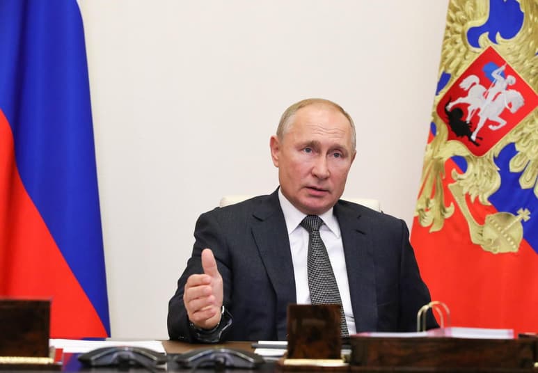 En 2019, Putin había dicho que el Zircon sería capaz de volar a nueve veces la velocidad del sonido y tendría un alcance de 1,000 kilómetros (620 millas). (ARCHIVO)