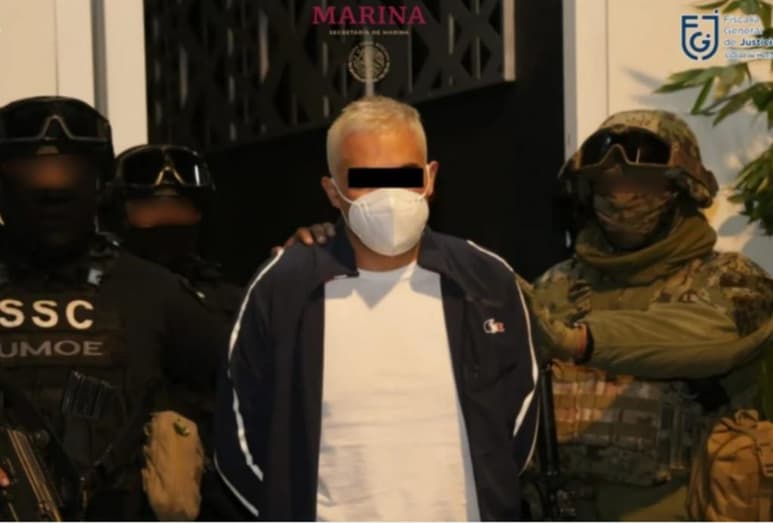Junto con 'El Lucas', fue detenida su novia “Ashly”, quien presuntamente pertenece a la agrupación criminal.
(ESPECIAL)