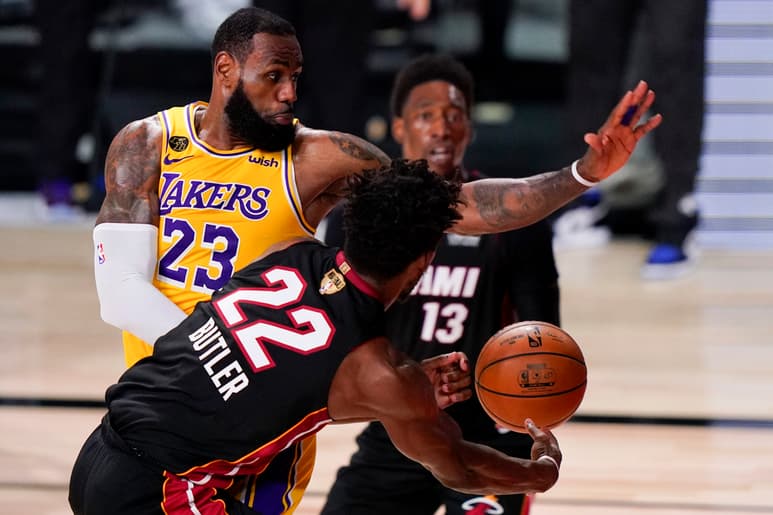 El partido de esta noche comenzará a las 20:00 horas, tiempo de La Laguna y prevee otro gran duelo entre LeBron James y Jimmy Butler. (AP)