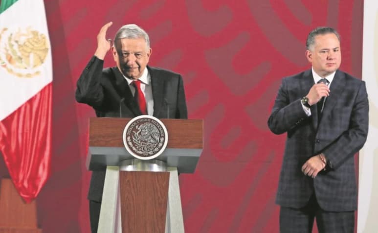 'El encargado de la oficina, Santiago Nieto, les puede informar, vamos a invitarlo un día, a ver si no se viola el debido proceso, pero a ver qué puede él decir, podría ser la próxima semana', dijo.
