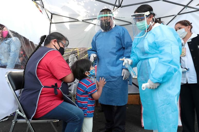 Las muertes de niños a causa del COVID-19, en 20 días, se elevaron a 14 por ciento
debido a que pasaron de 252 a 287. (ARCHIVO)
