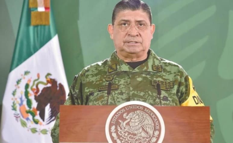 El secretario de la Defensa Nacional, general Luis Cresencio Sandoval, garantizó que las obras de infraestructura encargadas por el presidente Andrés Manuel López Obrador de ninguna manera implican el descuidar las tareas de seguridad. (Especial)