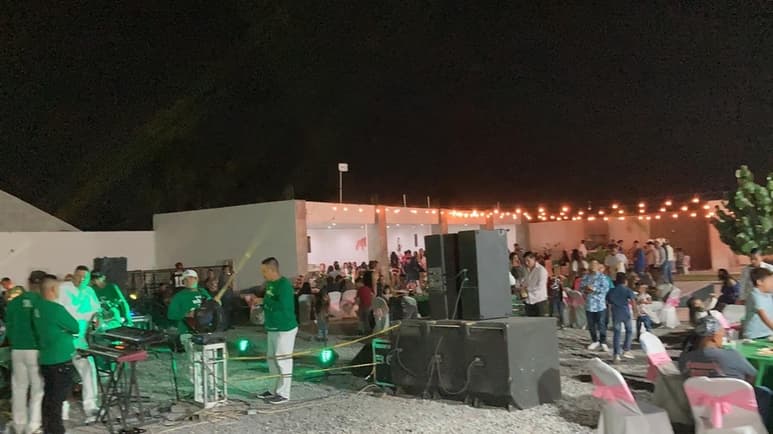 En el evento social no se cumplían las medidas sanitarias y se contaba con la presencia de menores y adultos mayores. (CORTESÍA)