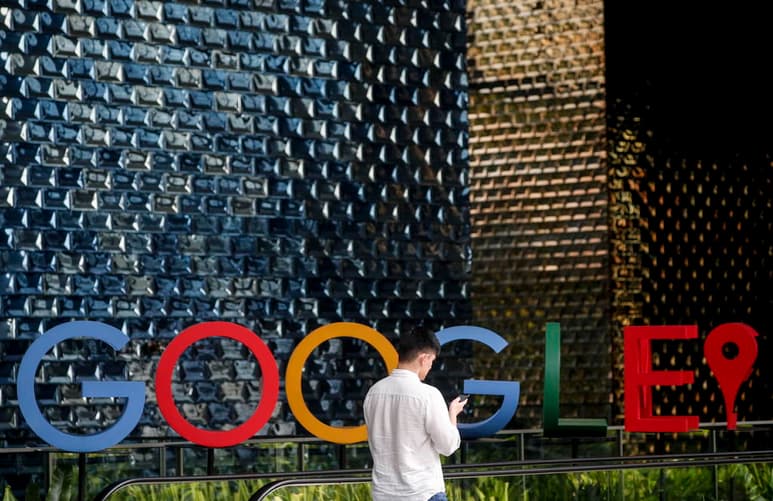 Las grandes firmas tecnológicas Amazon, Apple, Google y Facebook se defendieron de las acusaciones de prácticas monopolísticas hechas por un panel de la Cámara de Representantes de Estados Unidos. (ARCHIVO)