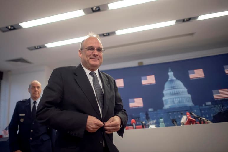El enviado especial de Estados Unidos para el Control de Armas, Marshall S. Billingslea, aseguró este martes que ha llegado a un 'principio de acuerdo' con Rusia para salvar el acuerdo Nuevo START, el último pacto de control de armas nucleares vigente entre ambas potencias. (ESPECIAL)