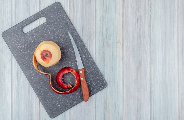 La manzana es una fruta muy nutritiva que aporta 20% del valor diario de fibra recomendado por los expertos. (ARCHIVO)
