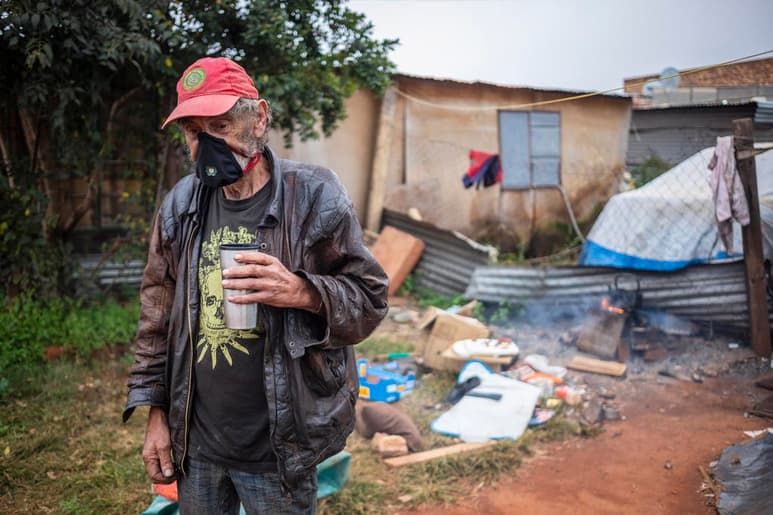 Las economías más grandes del mundo, el llamado Grupo de los 20, informaron el miércoles que acordaron extender la suspensión de los cobros de los pagos de la deuda por seis meses más para apoyar a los países más vulnerables en su lucha contra la pandemia del coronavirus. (ARCHIVO)