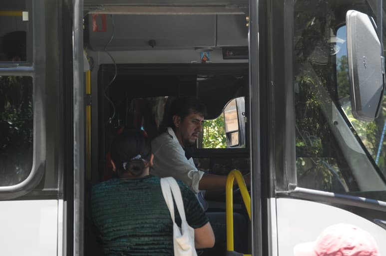 Ante la crisis económica por la pandemia, un legislador priista pidió en el Congreso que transportistas no paguen el refrendo. (EL SIGLO DE TORREÓN)
