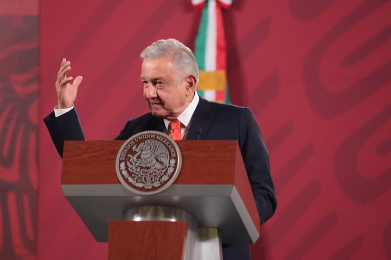 El titular del Ejecutivo federal señaló que para él es un 'timbre de orgullo' el encabezar un movimiento de transformación contra la corrupción. (ARCHIVO)