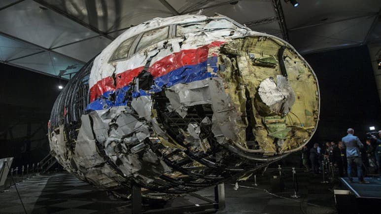 Moscú se retirará de las consultas a tres bandas con Holanda y Australia sobre el derribo del vuelo MH17 en Ucrania. (ARCHIVO)
