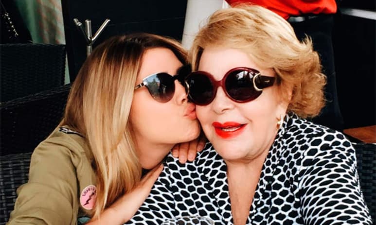 Reencuentro. De Michelle Salas y Silvia Pinal.