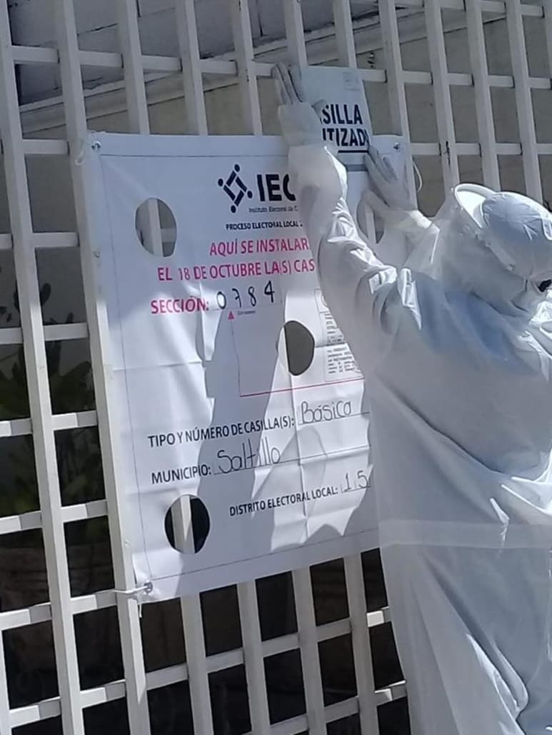 Se desinfectaron las casillas electorales para evitar el contagio y propagación del virus SARS-CoV-2.